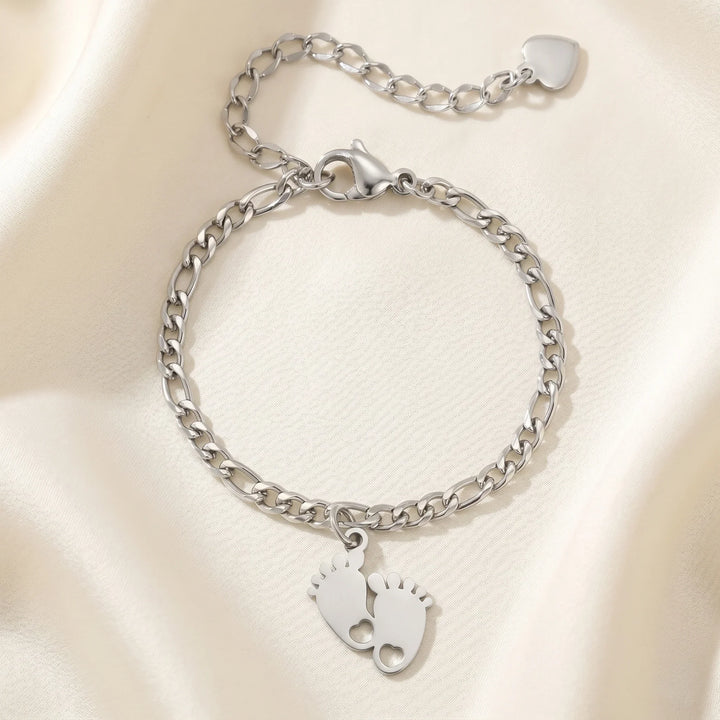 Tiny Steps: Personalized Baby Feet Anklet