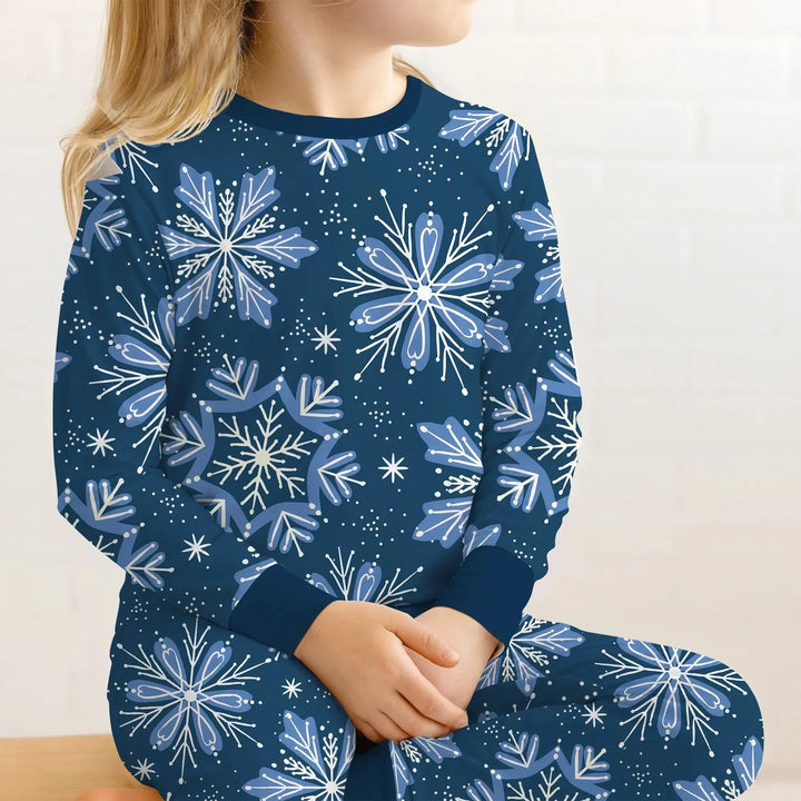 Winter Snowflakes Two Piece Long Sleeve Pajama Set , Winter Snowflakes Two Piece Long Sleeve Pajama Set - 12-18M