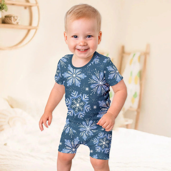 Winter Snowflakes Two Piece Short Sleeve Shorts Pajama Set , Winter Snowflakes Two Piece Short Sleeve Shorts Pajama Set - 12-18M